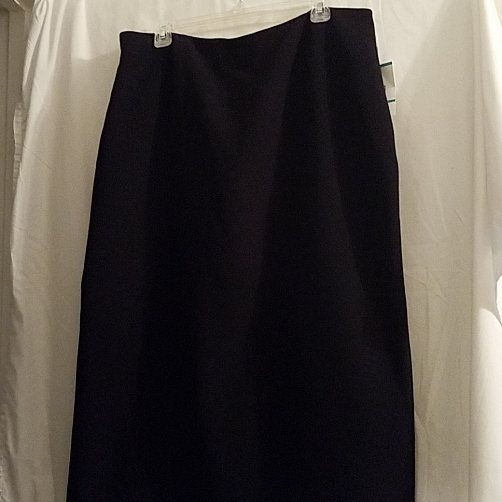 Jones Wear Skirt